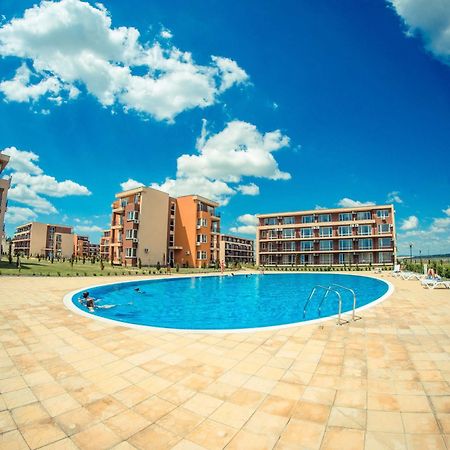 Holiday Fort Golf Club Sunny Beach Exterior photo