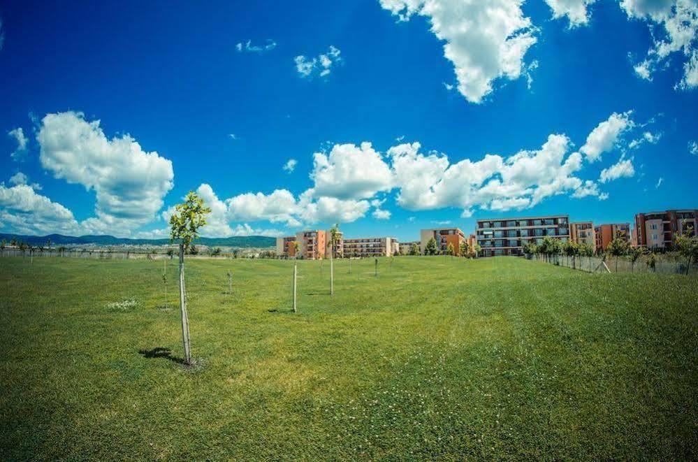 Holiday Fort Golf Club Sunny Beach Exterior photo